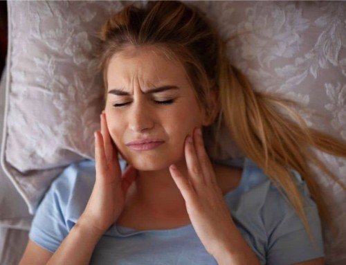 Jaw Pain Explained: From Injury & Cysts to Lifestyle Causes